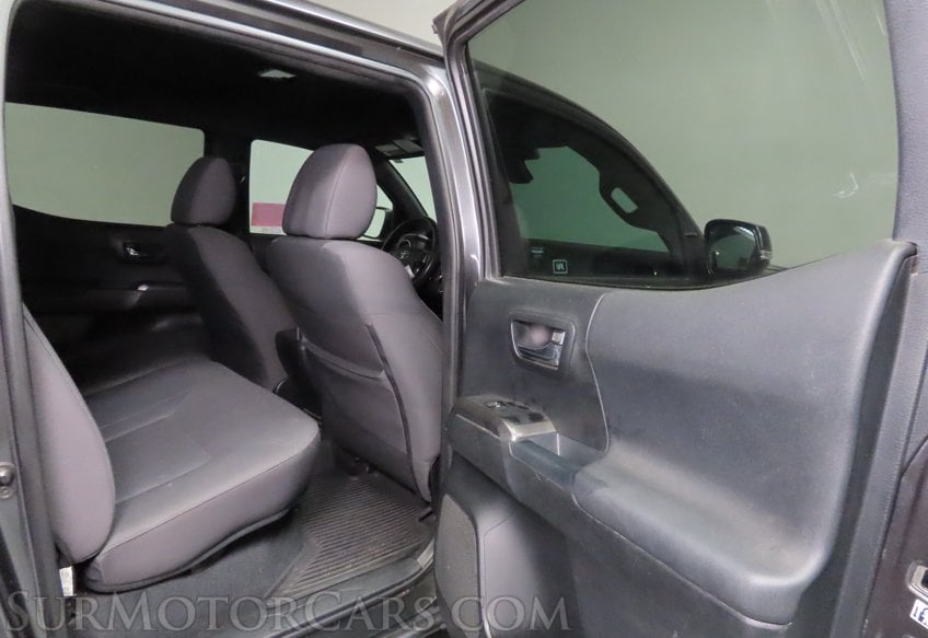 2018 Toyota Tacoma TRD Off-Road - Image 41