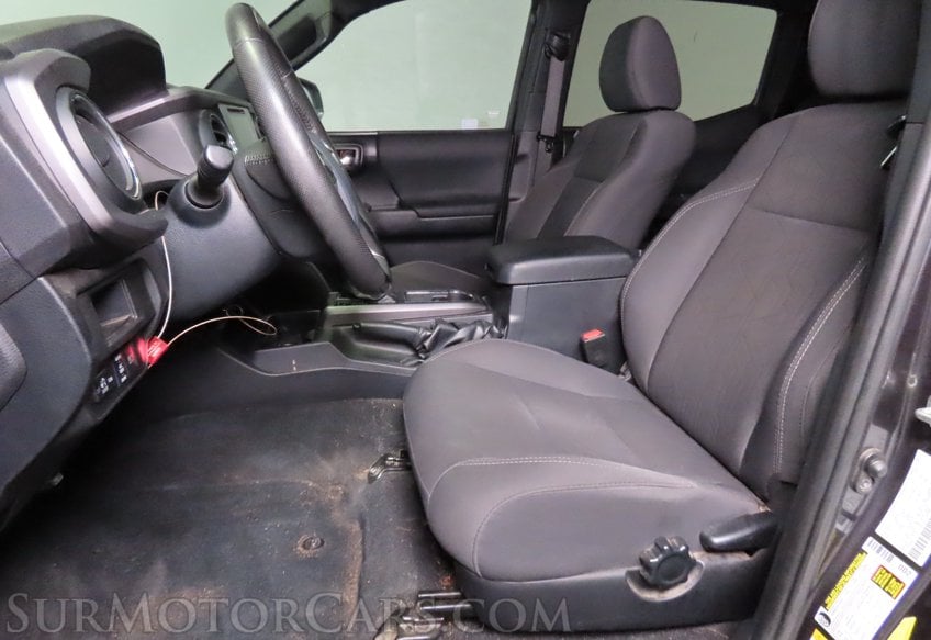 2018 Toyota Tacoma TRD Off-Road - Image 54