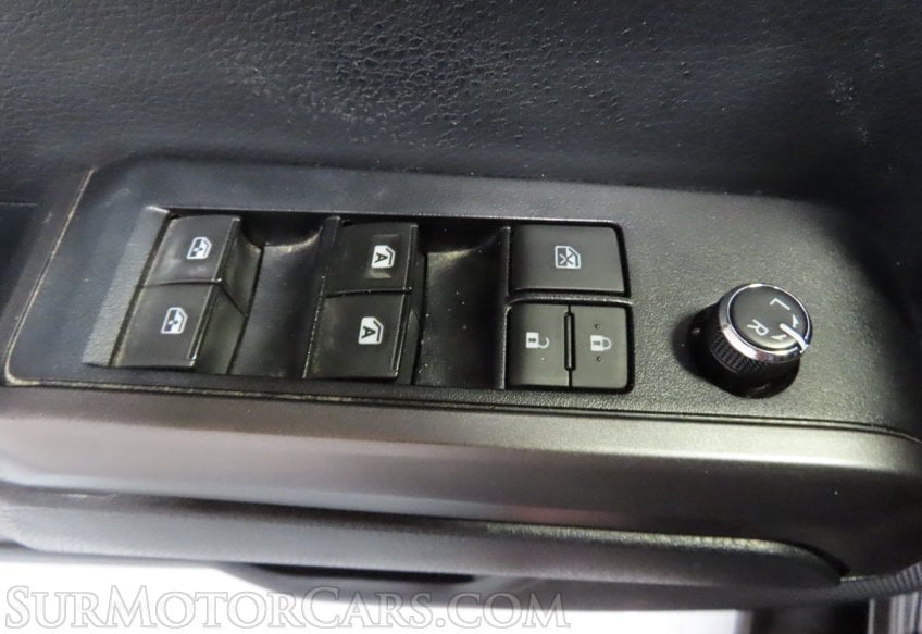 2018 Toyota Tacoma TRD Off-Road - Image 21