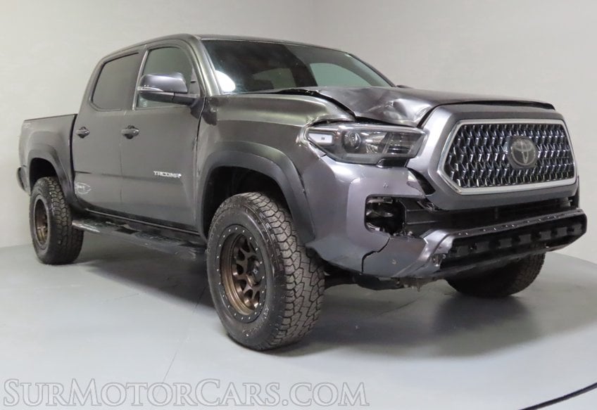 2018 Toyota Tacoma TRD Off-Road - Image 4