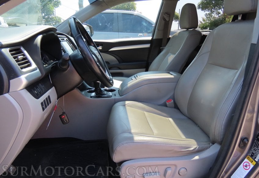 2018 Toyota Highlander XLE AWD - Image 26