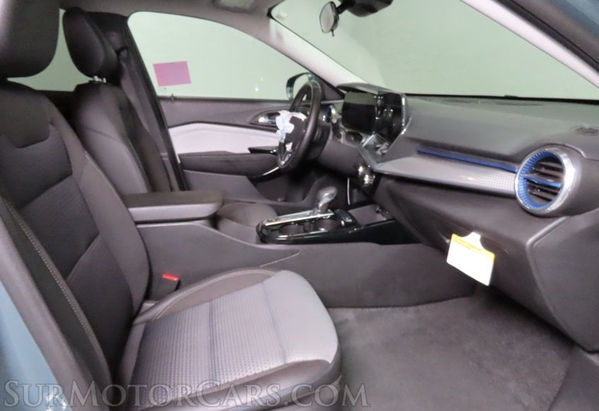 2025 Chevrolet Trax LT - Image 48