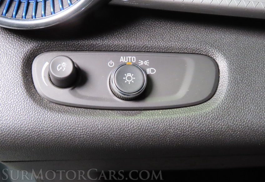 2025 Chevrolet Trax LT - Image 38