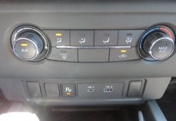2025 Nissan Frontier S - Image 34