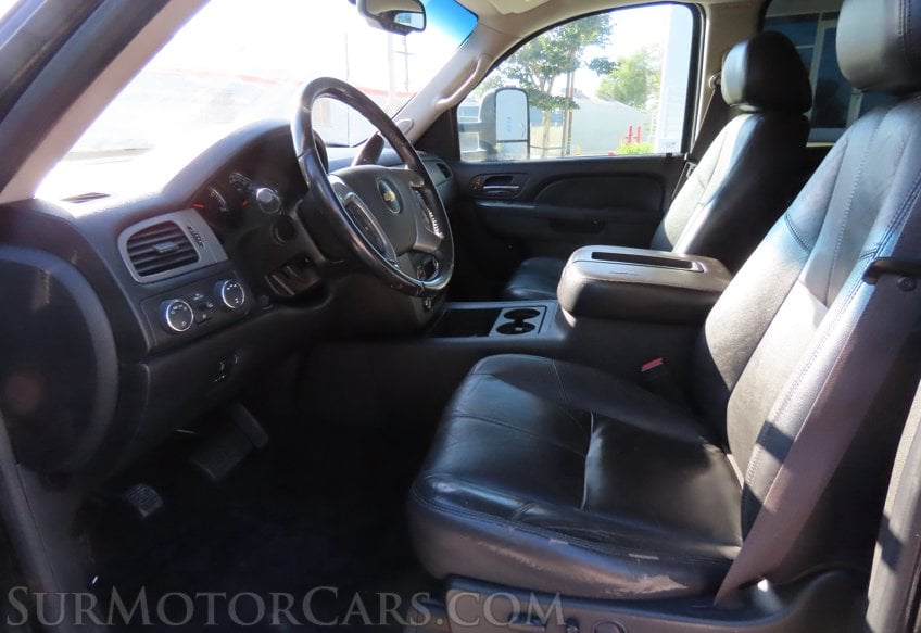 2012 Chevrolet Silverado 2500HD LTZ - Image 32