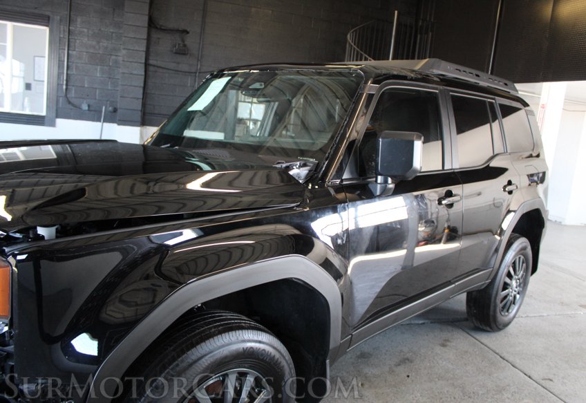 2025 Toyota Land Cruiser - Image 16