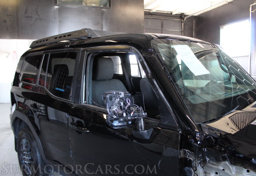 2025 Toyota Land Cruiser - Image 12