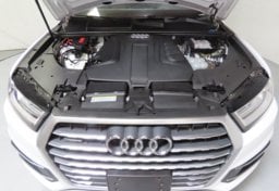 2018 Audi Q7 Premium Plus - Image 46