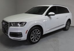 2018 Audi Q7 Premium Plus - Image 2