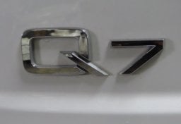 2018 Audi Q7 Premium Plus - Image 19