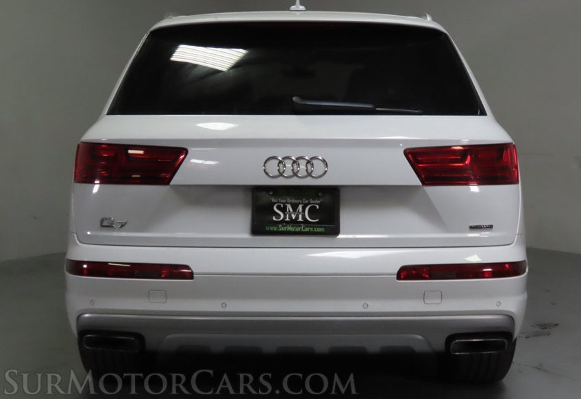2018 Audi Q7 Premium Plus - Image 11