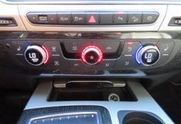 2018 Audi Q7 Premium Plus - Image 24