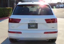 2018 Audi Q7 Premium Plus - Image 12