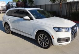 2018 Audi Q7 Premium Plus - Image 1