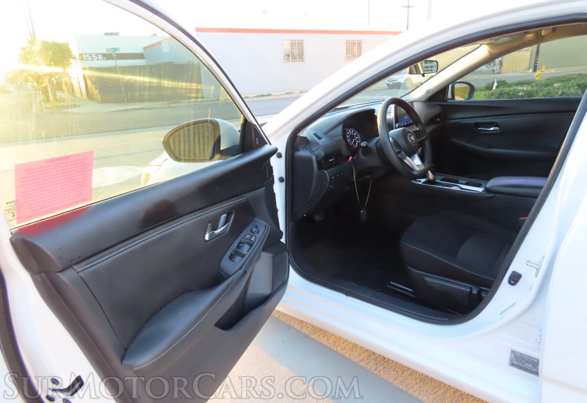 2023 Nissan Sentra SV - Image 44