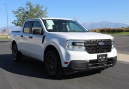 2023 Ford Maverick AWD - Image 1