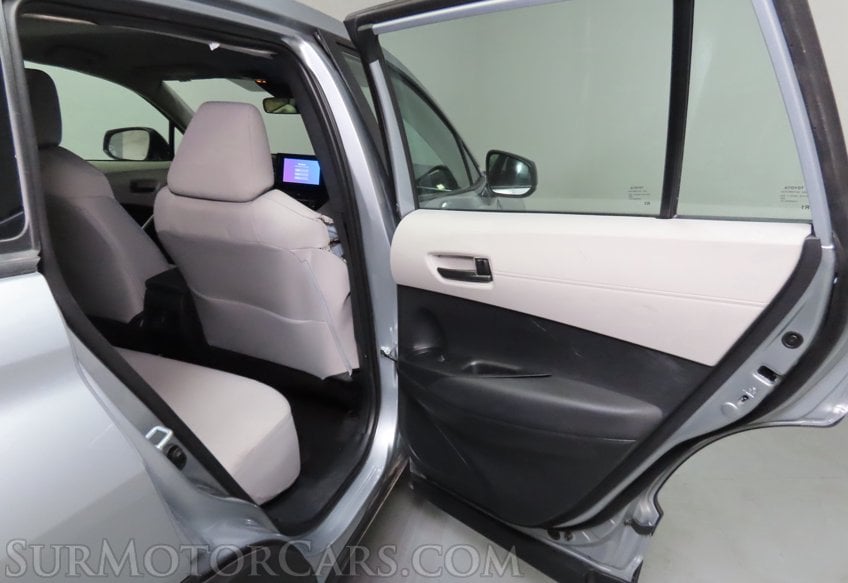 2026 Toyota Corolla Cross AWD - Image 19