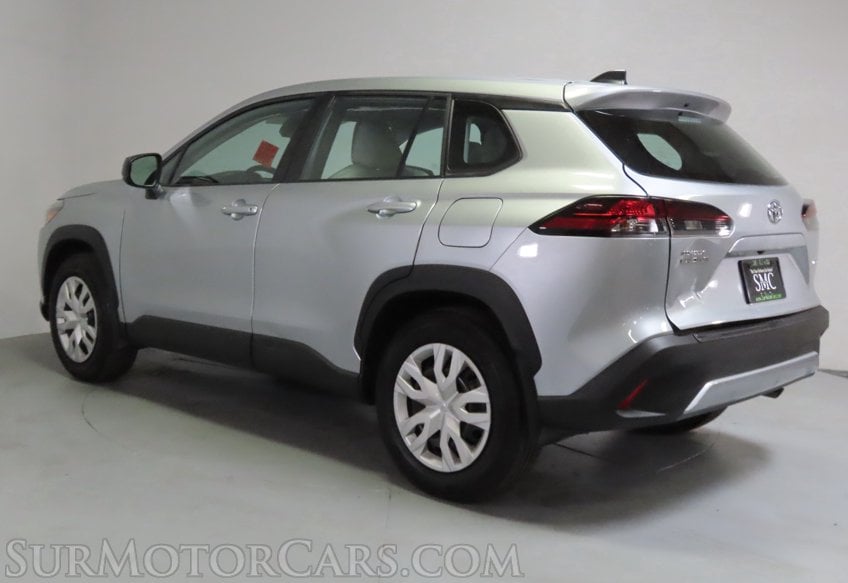 2026 Toyota Corolla Cross AWD - Image 8