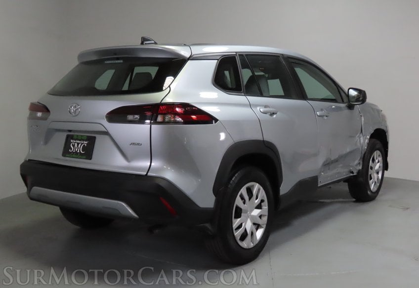 2026 Toyota Corolla Cross AWD - Image 9