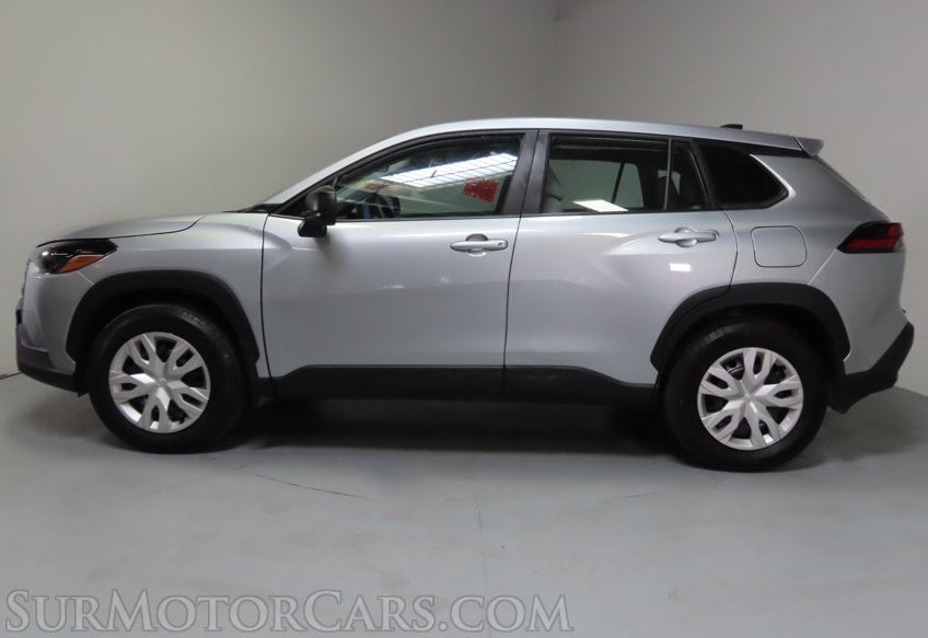 2026 Toyota Corolla Cross AWD - Image 6