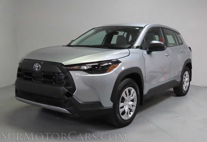 2026 Toyota Corolla Cross AWD - Image 3