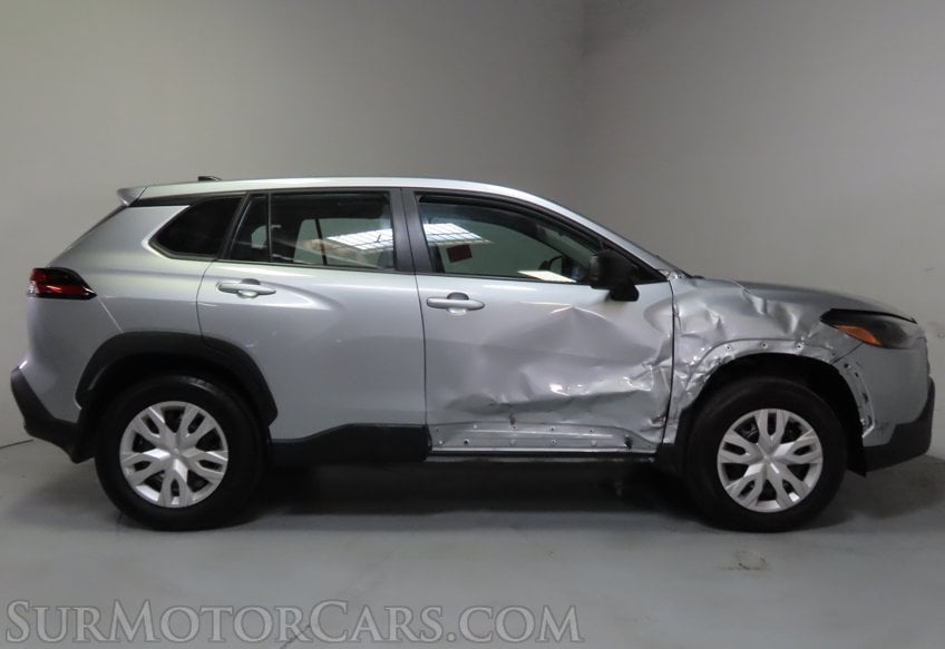 2026 Toyota Corolla Cross AWD - Image 5