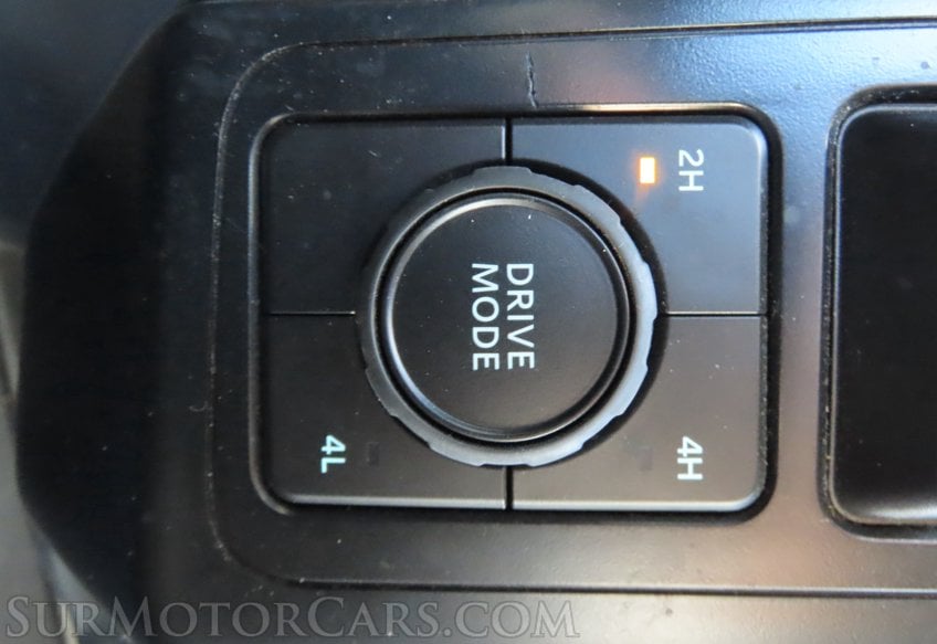 2023 Ford F-150 XLT - Image 27