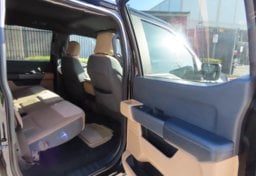 2023 Ford F-150 XLT - Image 21