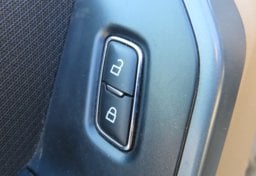 2023 Ford F-150 XLT - Image 36