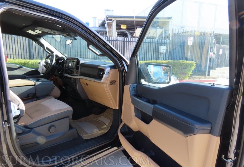 2023 Ford F-150 XLT - Image 18