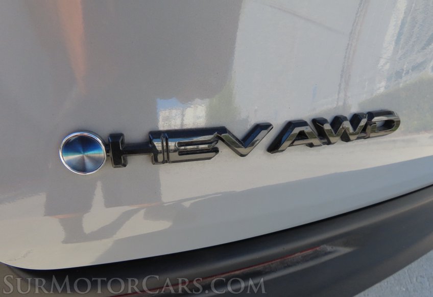 2025 Toyota Sienna Woodland Edition - Image 55