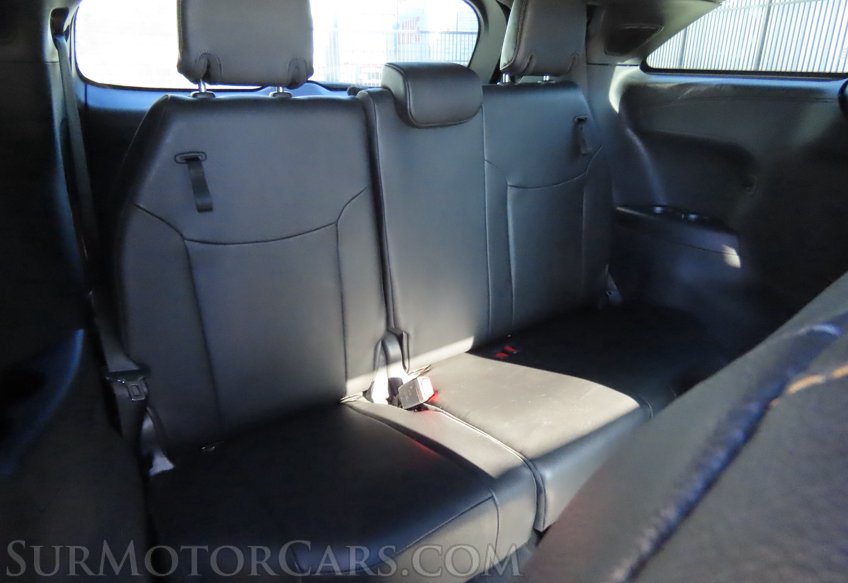 2025 Toyota Sienna Woodland Edition - Image 63