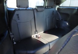 2025 Toyota Sienna Woodland Edition - Image 63