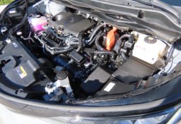 2025 Toyota Sienna Woodland Edition - Image 49