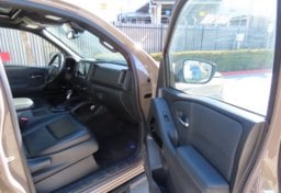 2022 Nissan Frontier PRO-X - Image 24