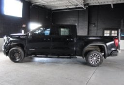 2019 GMC Sierra 1500 4x4 AT4 - Image 11