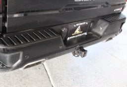 2019 GMC Sierra 1500 4x4 AT4 - Image 24