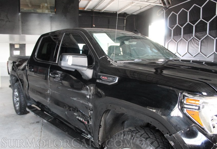 2019 GMC Sierra 1500 4x4 AT4 - Image 13
