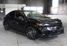 2023 Toyota Camry SE - Image 4