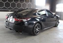 2023 Toyota Camry SE - Image 7