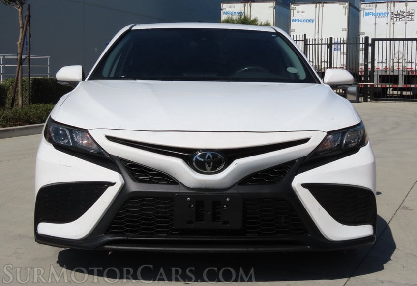 2023 Toyota Camry SE - Image 12