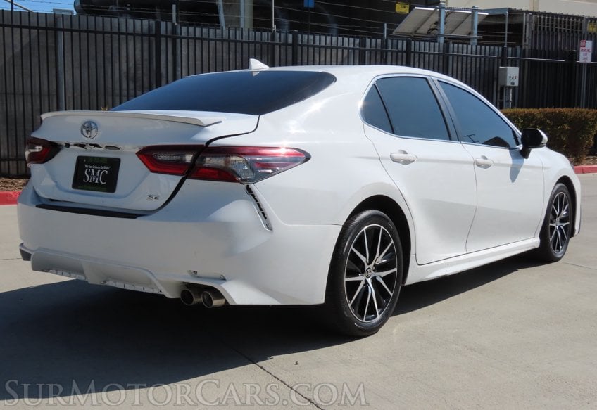 2023 Toyota Camry SE - Image 7