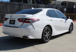 2023 Toyota Camry SE - Image 7