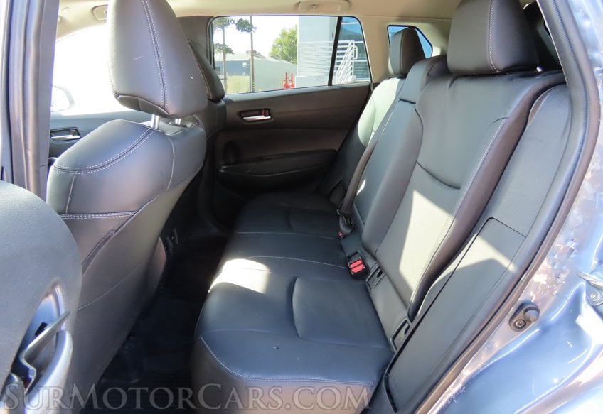 2024 Toyota Corolla Cross XLE - Image 30