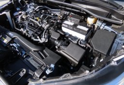 2024 Toyota Corolla Cross XLE - Image 52