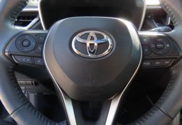 2024 Toyota Corolla Cross XLE - Image 32