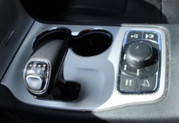 2015 Jeep Grand Cherokee - Image 62