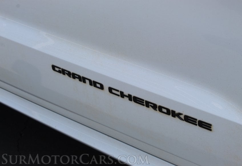 2015 Jeep Grand Cherokee - Image 29