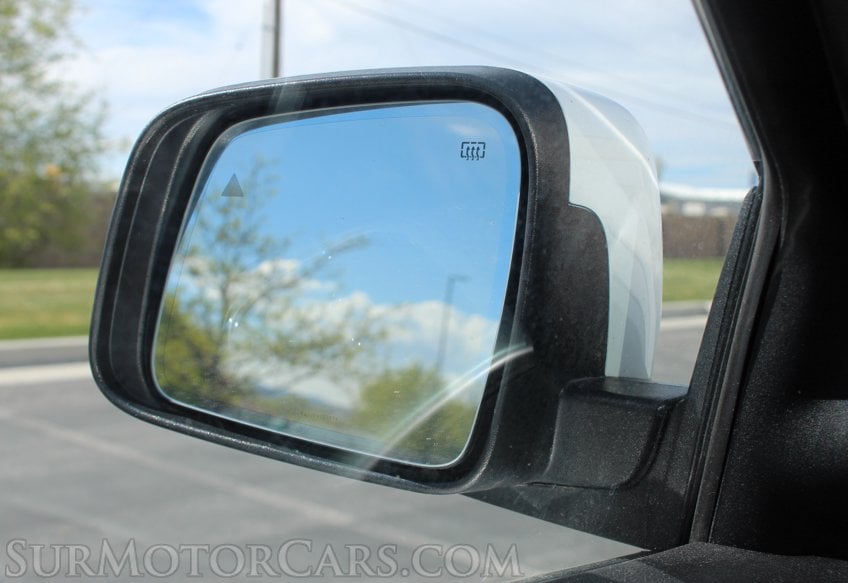 2015 Jeep Grand Cherokee - Image 31