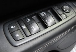 2013 Jeep Grand Cherokee SRT8 Alpine - Image 28